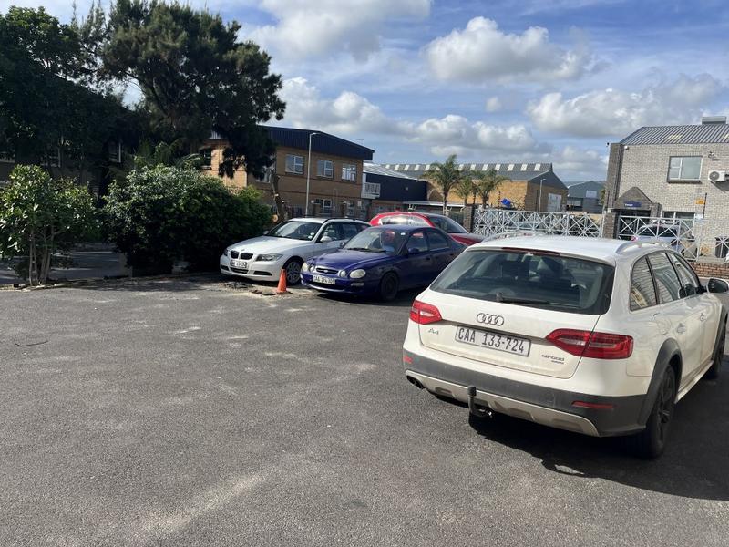 To Let commercial Property for Rent in Killarney Gardens Western Cape